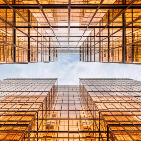 uprisen-angle-of-hong-kong-skyscraper-with-reflection-of-clouds-among-high-building
